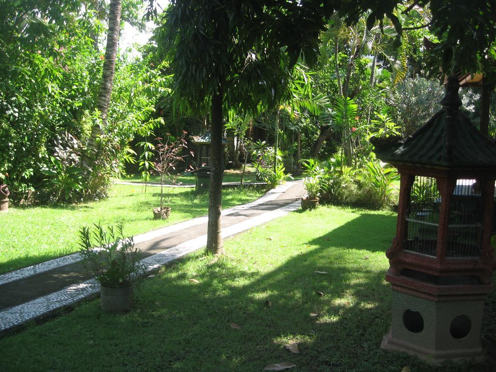 Villa Mahalini 1 Seminyak  Exterior photo