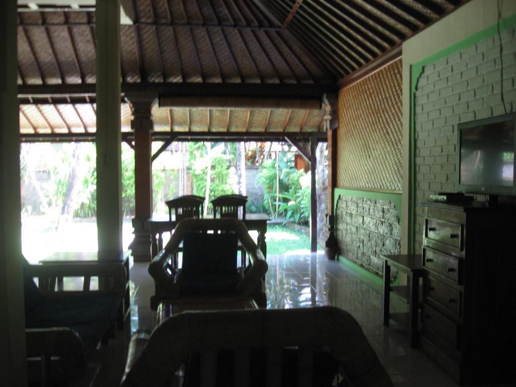 Villa Mahalini 1 Seminyak  Room photo